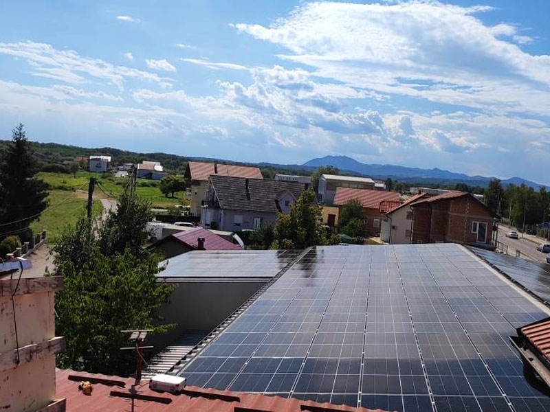 Solr Rails Harnessing the Power of the Sun: Solar Panel Rails Revolutionize Solar ...